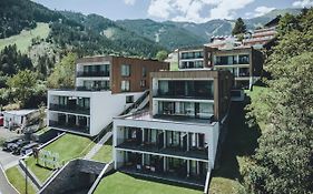Nikolaus By Avenida Panoramic Wellness Suites
